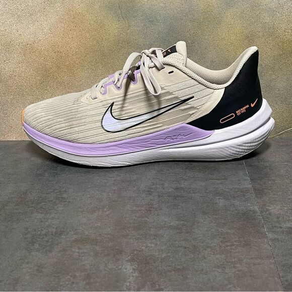 Nike Air Winflo 9 DD8686-103 Light Orewood Brown Women's Running Shoes Size 9.5 - Picture 13 of 16